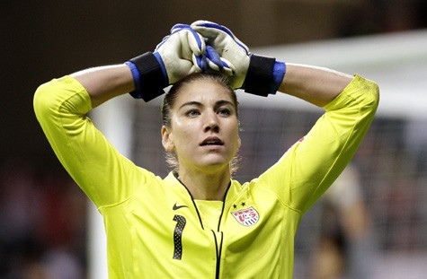 Hope Solo là biểu tượng sắc đẹp trong giới VĐV nữ.